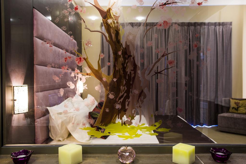 Cherry Blossom Boutique Hotel Bḩamdūn Oda fotoğraf